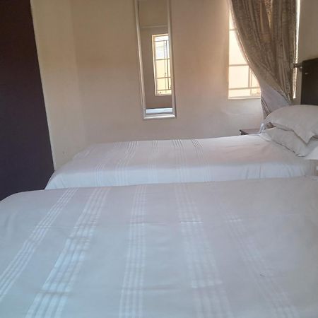 Vuya Nathi Bed And Breakfast Manzini Ngoại thất bức ảnh